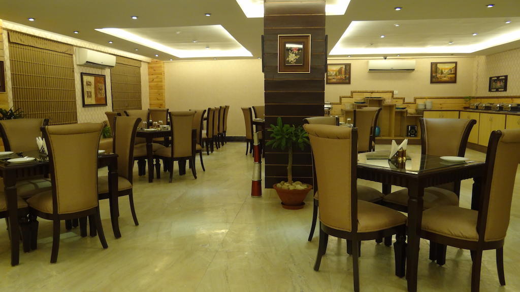 Hotel Le Grand Regency Greater Noida Exteriér fotografie
