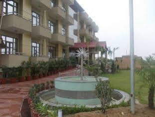 Hotel Le Grand Regency Greater Noida Exteriér fotografie